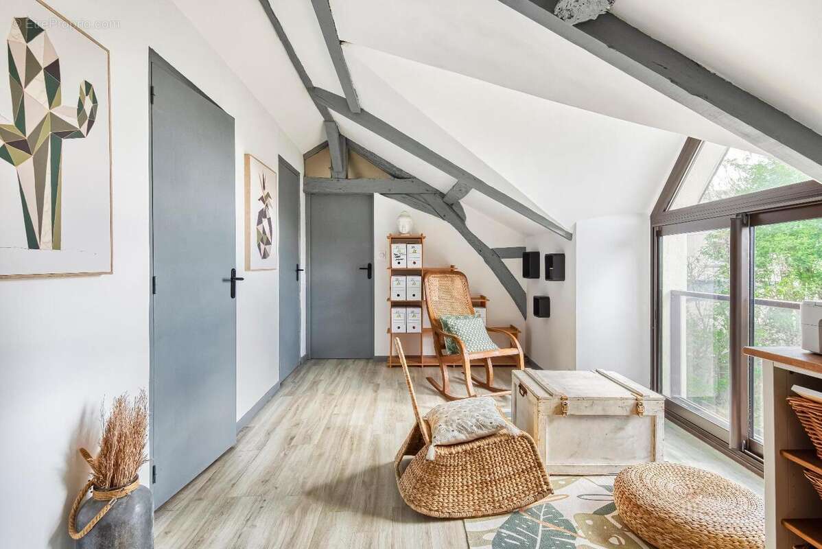   - Maison à SAINTE-GEMMES-SUR-LOIRE