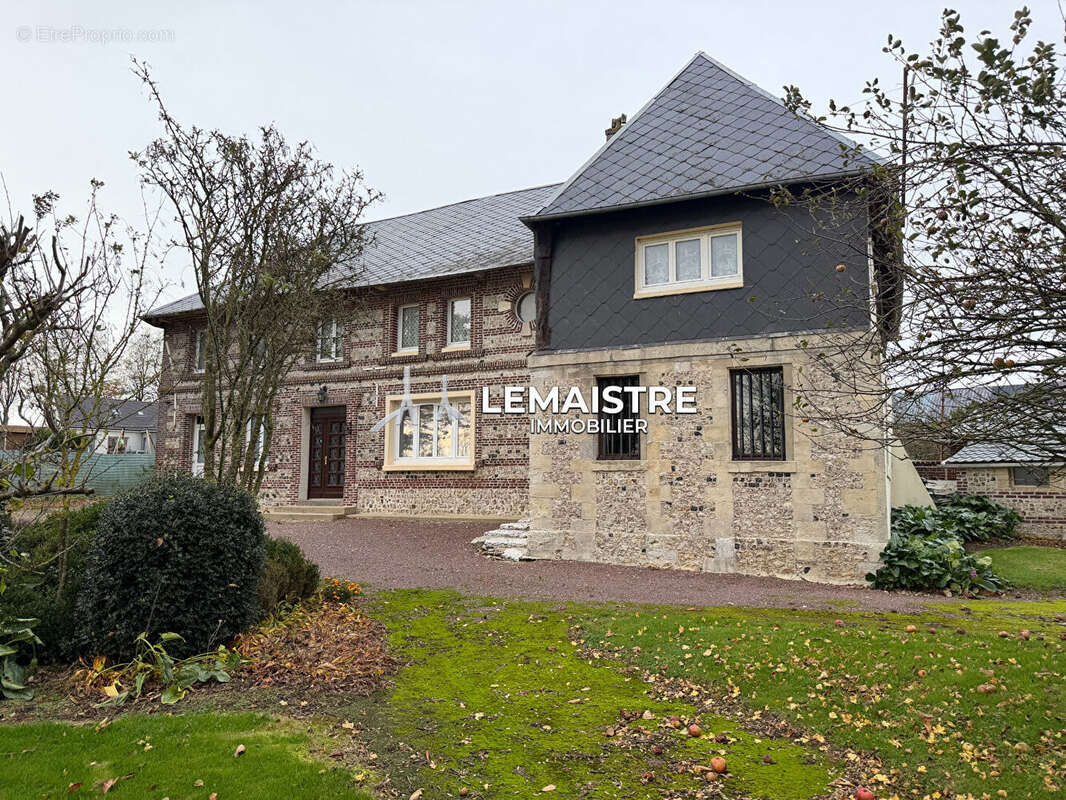 Maison à GONNEVILLE-LA-MALLET