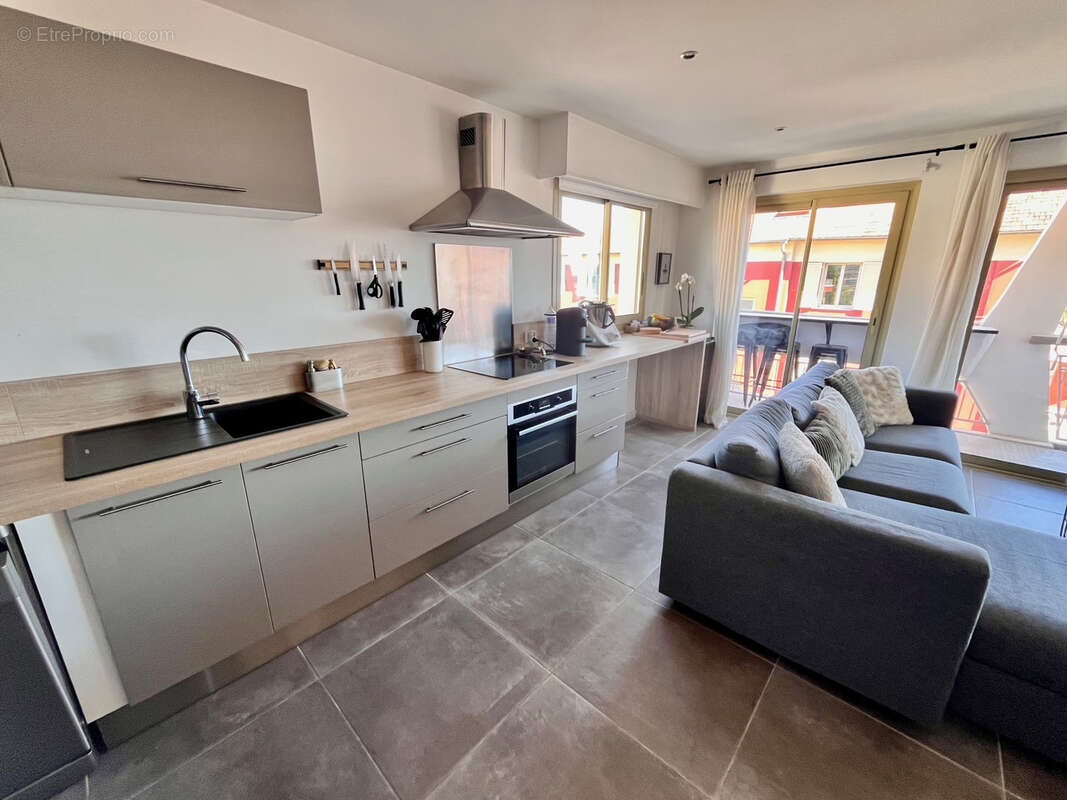 Appartement à CAGNES-SUR-MER