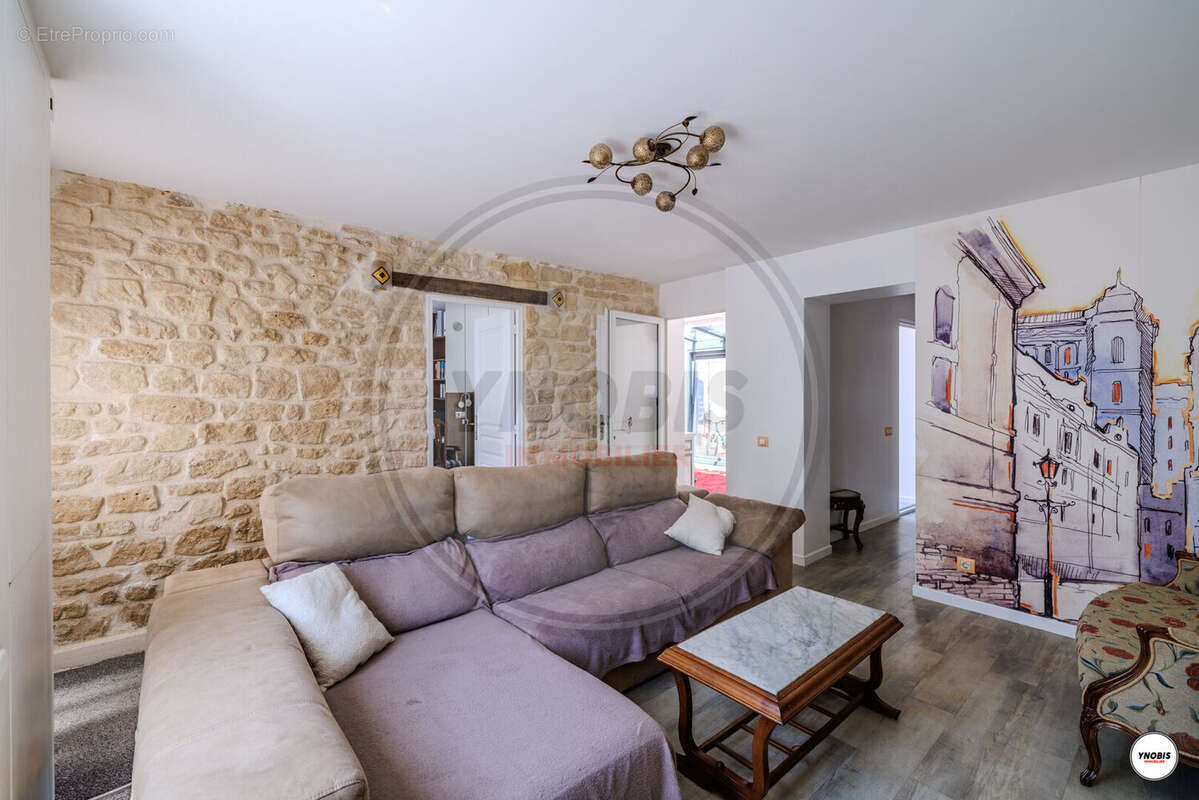 Maison à VAUX-SUR-SEINE