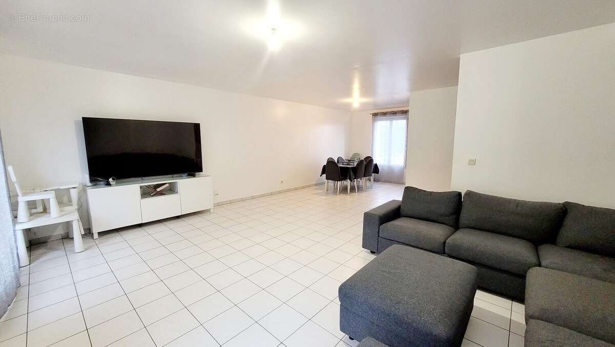 Maison à CORBEIL-ESSONNES