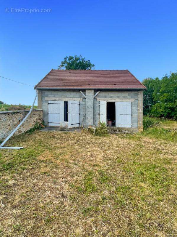 Maison à CHATEAUMEILLANT