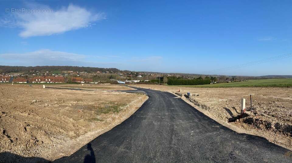 Terrain à TOURNEHEM-SUR-LA-HEM