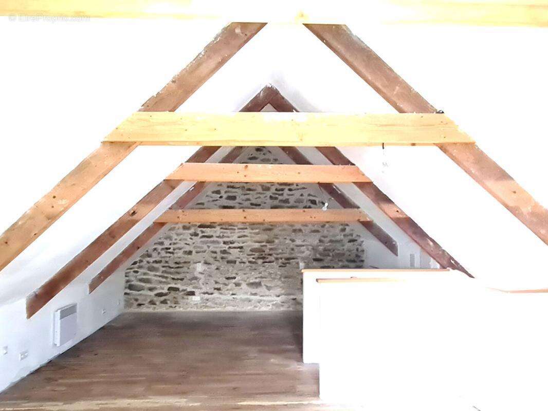 Exclusivité - Le Croisty - Maison de 135.36 m2 - 6 pièces - 3 chambres  -  Jardinet 20 m2 - Prix 125.000 - photo 16