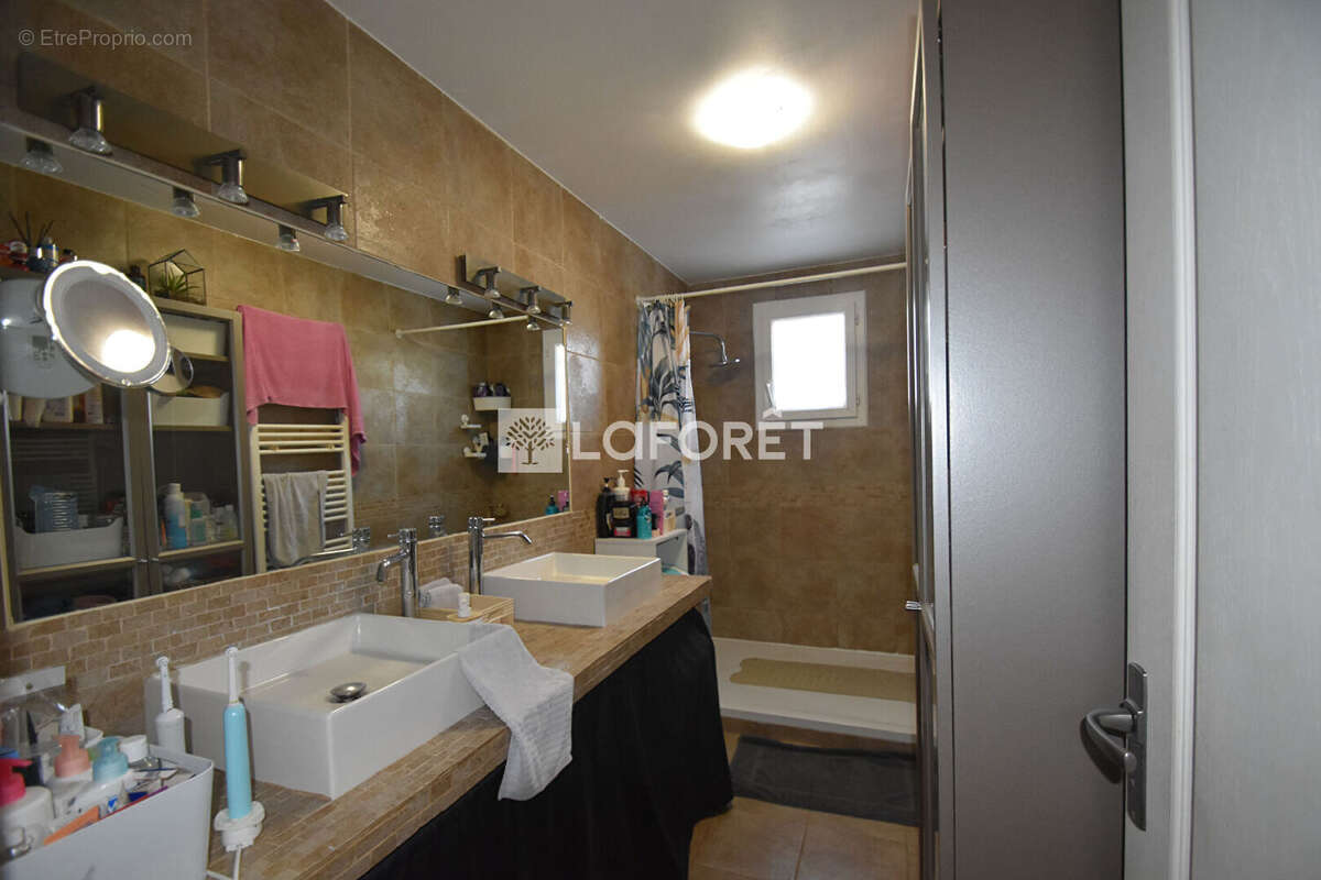 Villa de plain pieds 3 chambres + annexe 4ème chambre - photo 12