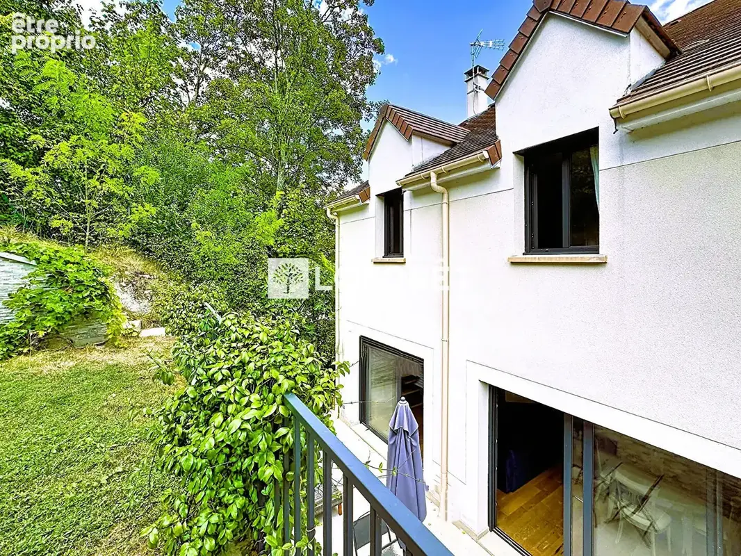 Confortable Maison de 7 pièces (160 m²) proche hypercentre - photo 17