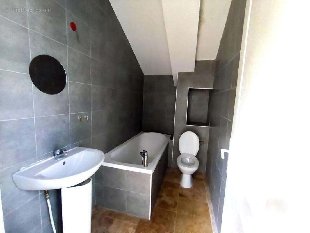 Appartement à MARSEILLE-15E