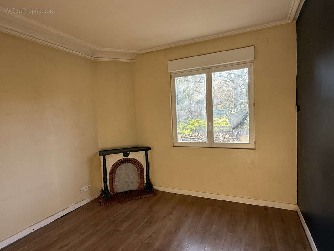 Maison à MAGNAC-BOURG