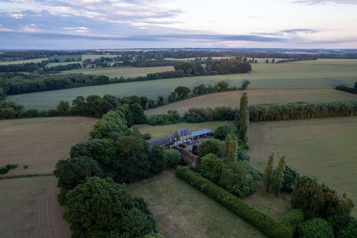 Propriété de caractère en Bretagne avec grand gîte, piscine et 1,6 hectare  résidence principale et potentiel de revenus près d - photo 32