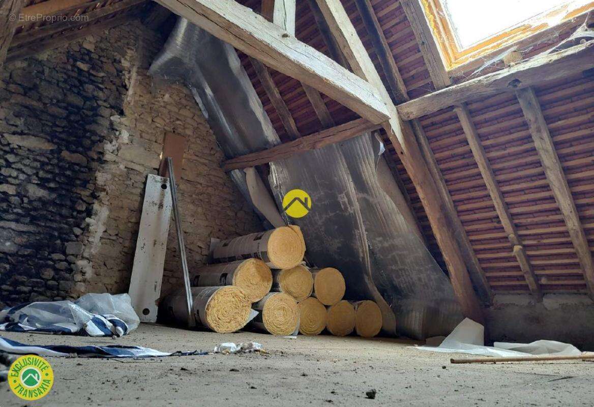 Maison à DUN-LE-PALESTEL