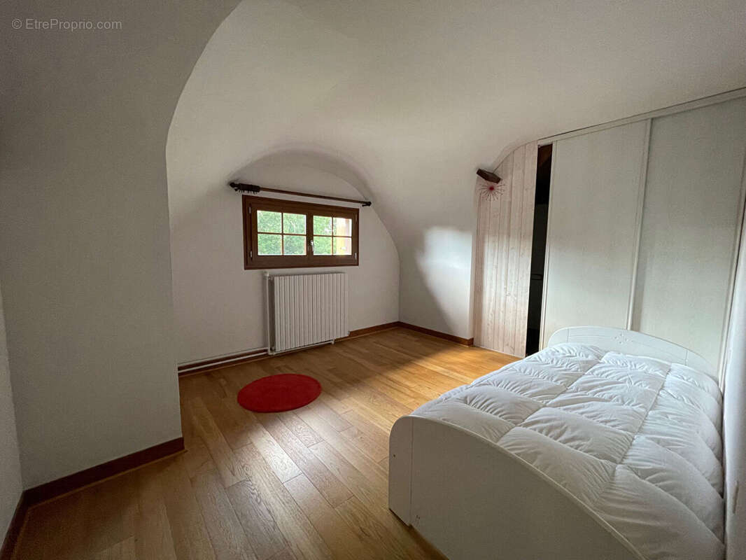 Maison à DROUE-SUR-DROUETTE