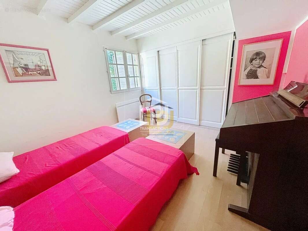 Maison de campagne avec piscine et parc arboré - photo 9
