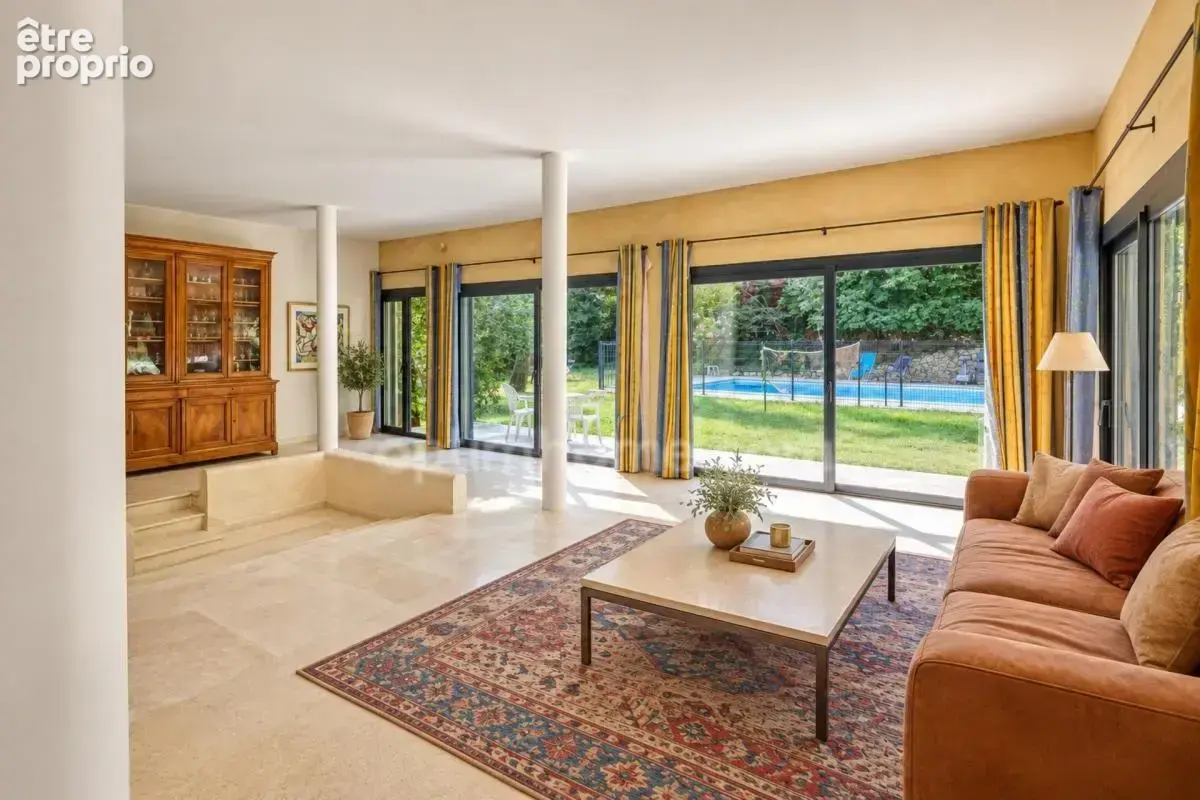 Maison à VILLENEUVE-LES-AVIGNON