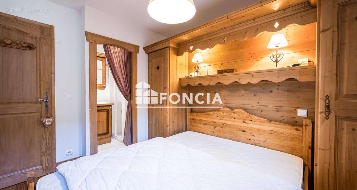 Appartement à CREST-VOLAND