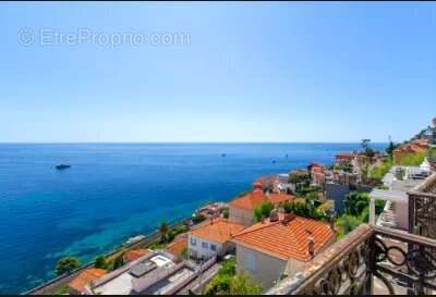 Appartement à ROQUEBRUNE-CAP-MARTIN