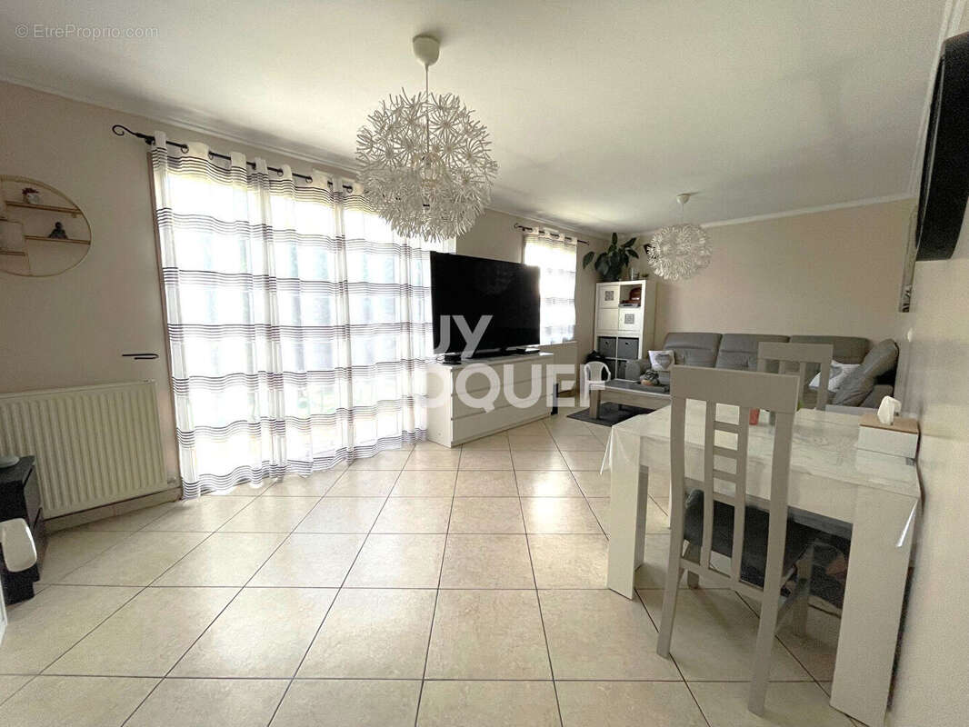 Maison à MALESHERBES