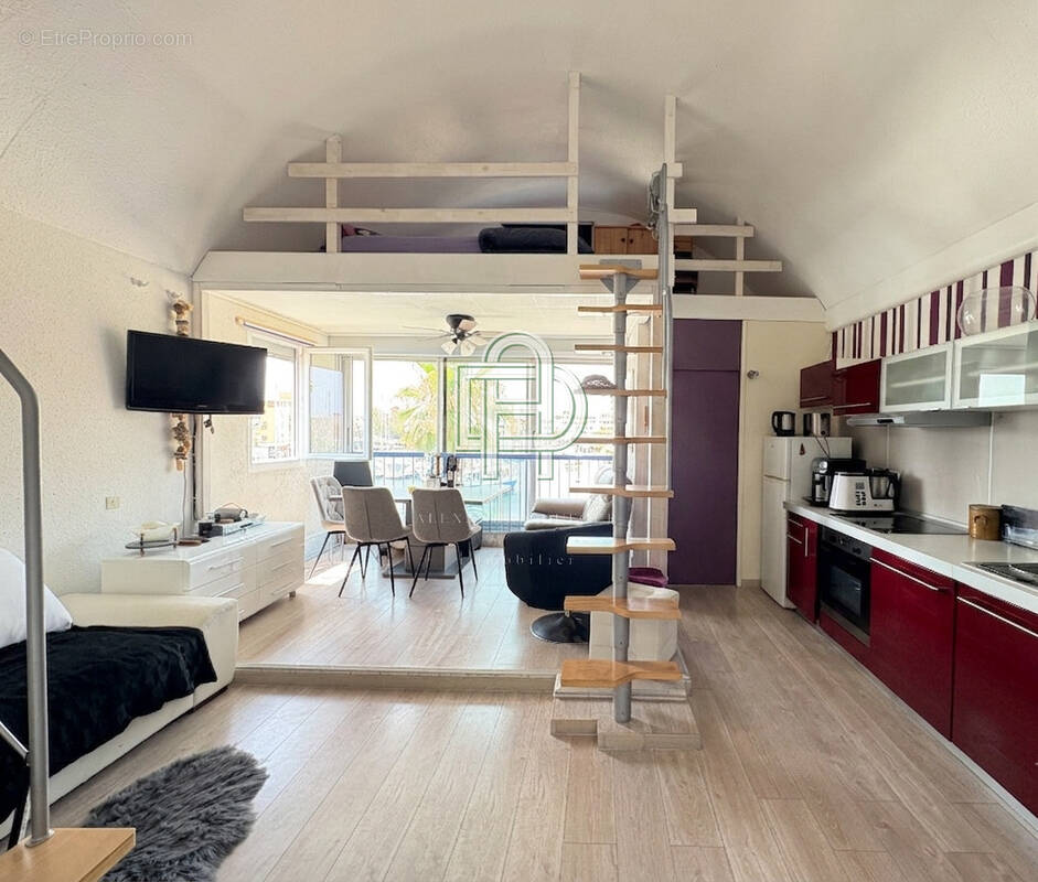 Appartement à GRUISSAN
