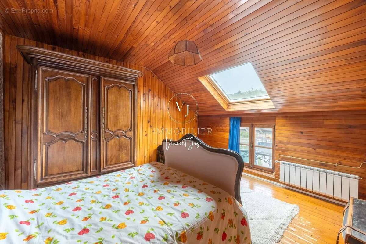 Maison à VAUX-SUR-SEINE