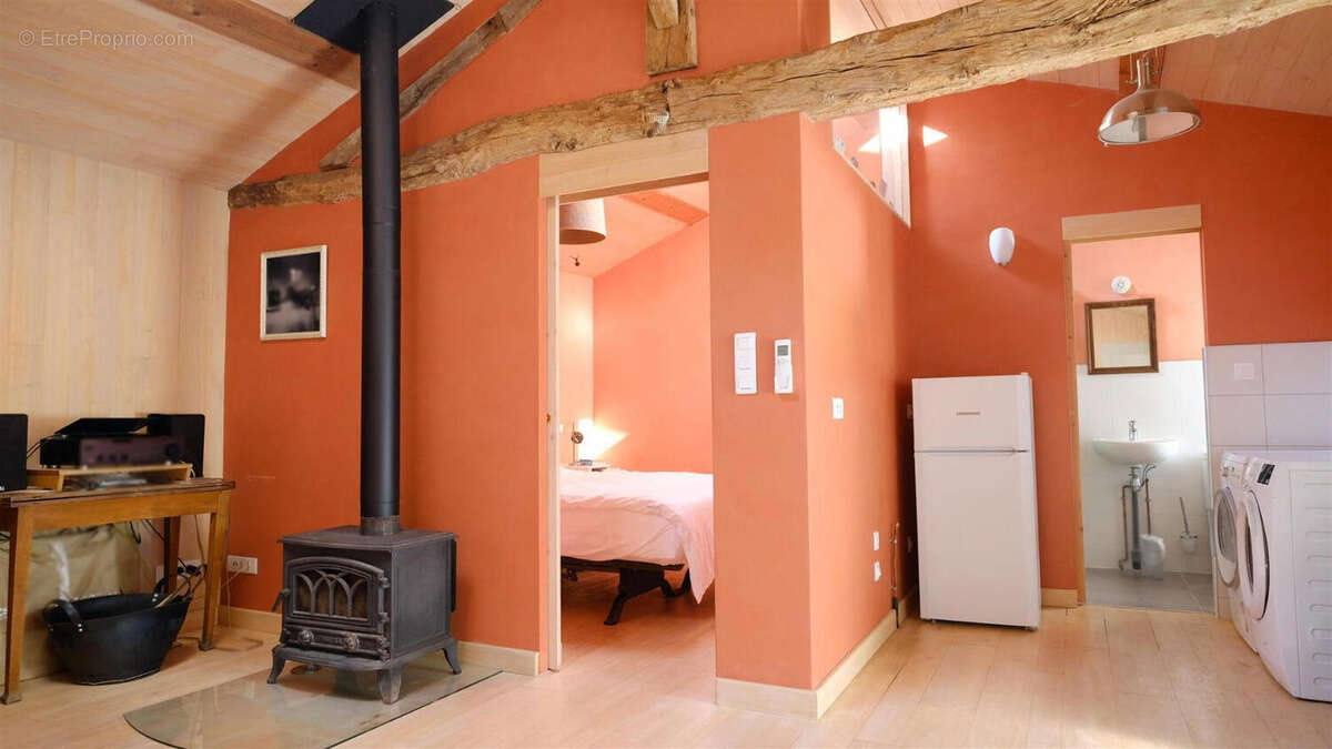 Charente. Moulin en Pierre pour Amoureux de la Nature, 8 ha, Ruisseau, Etang, Maison d'Amis, Bois - photo 16