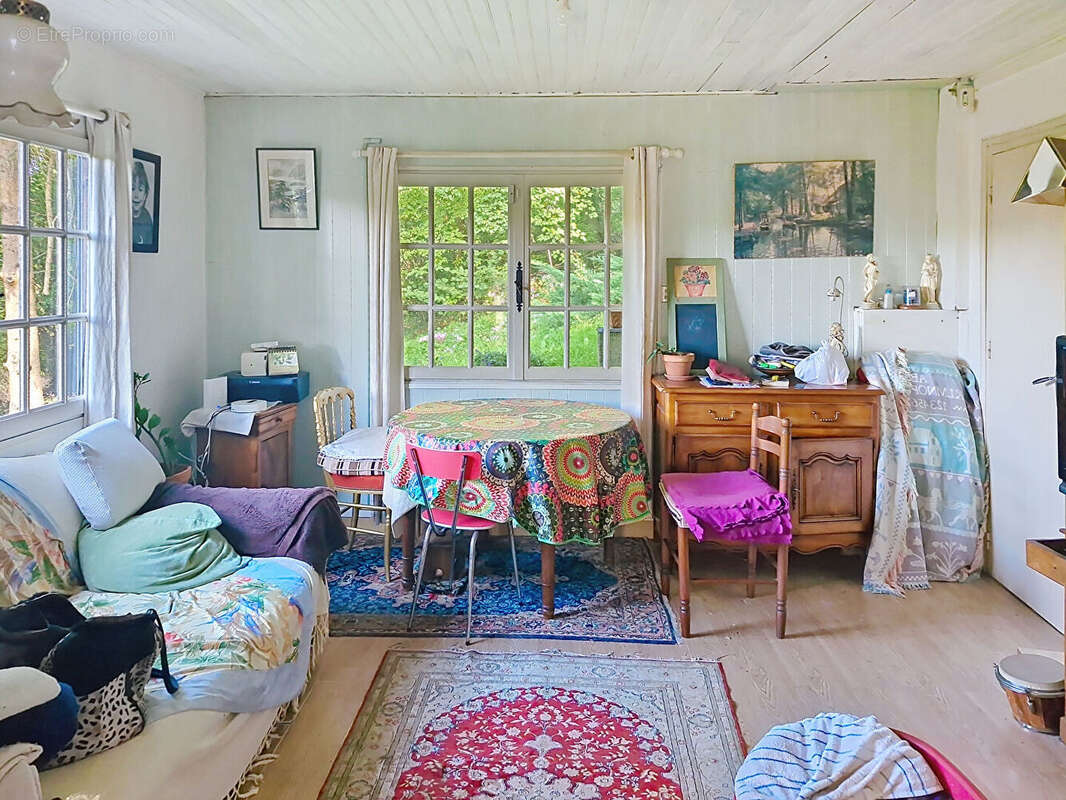 Maison à LA ROCHE-GUYON