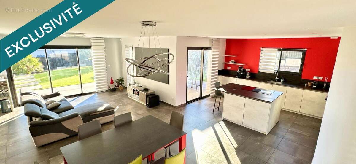 Photo 2 - Maison à AUBIERE