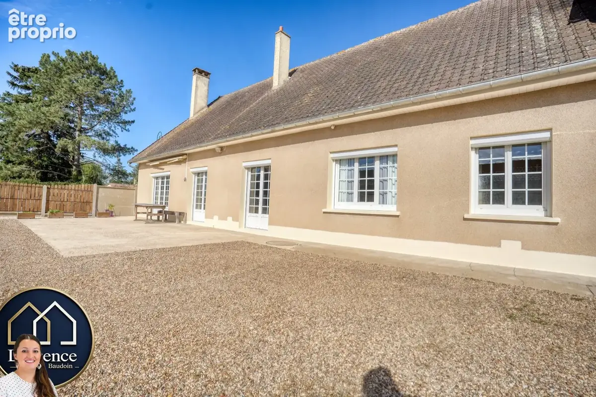 Maison à TREMBLAY-LES-VILLAGES