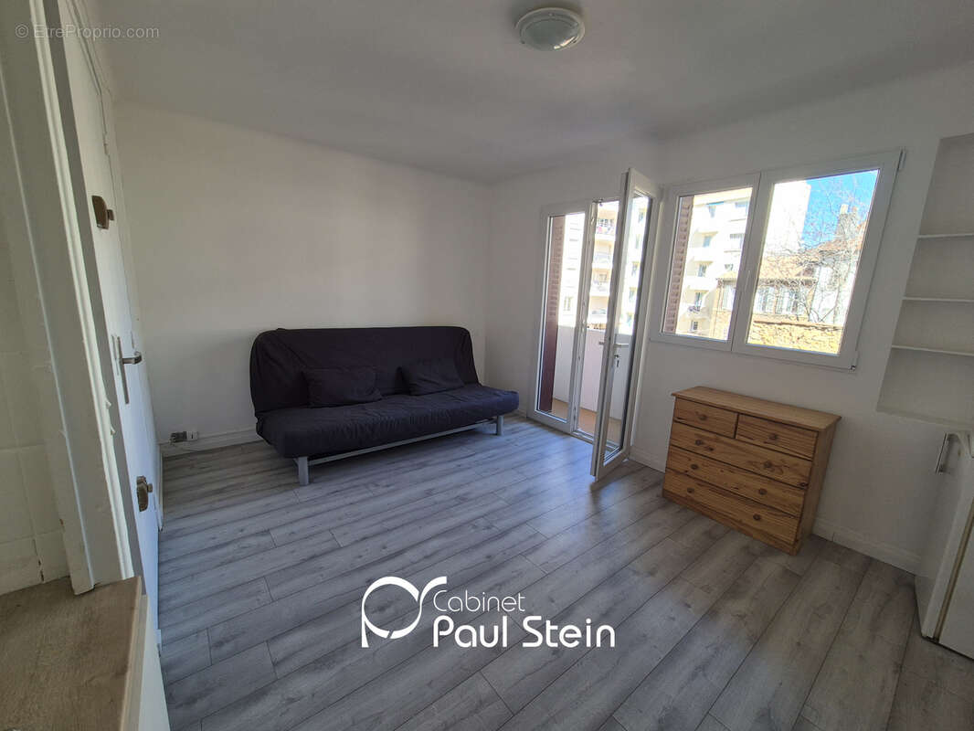 Appartement à MARSEILLE-4E