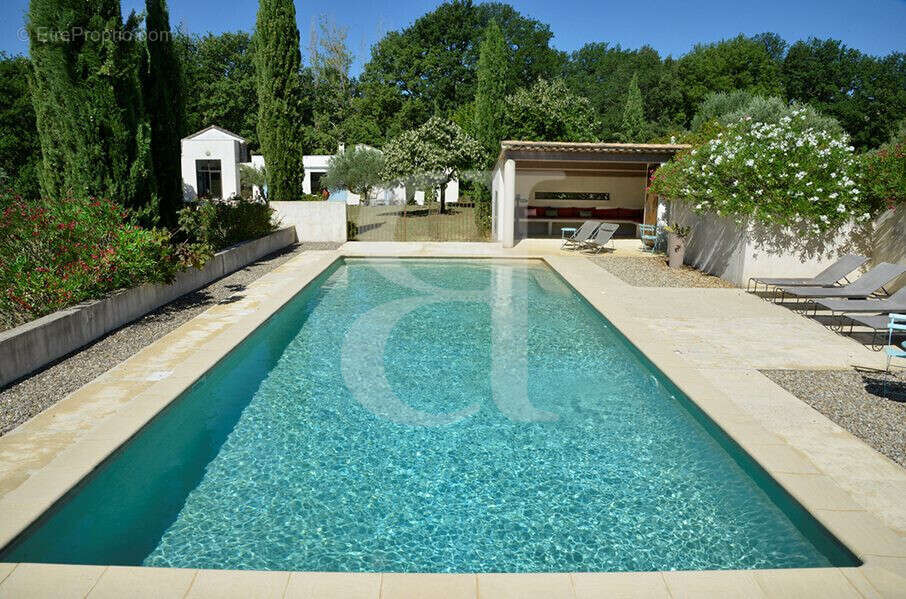 Maison à VAISON-LA-ROMAINE