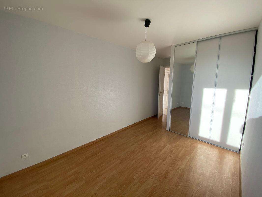 Appartement à RIVES