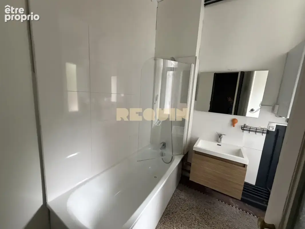 Appartement 3 pièces 93 m² à vendre à La Madeleine (59110) - photo 6