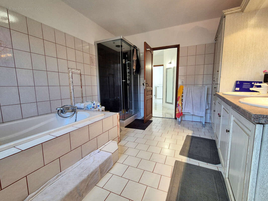 Maison à PAGNY-SUR-MEUSE