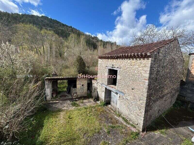 Maison à DOUELLE