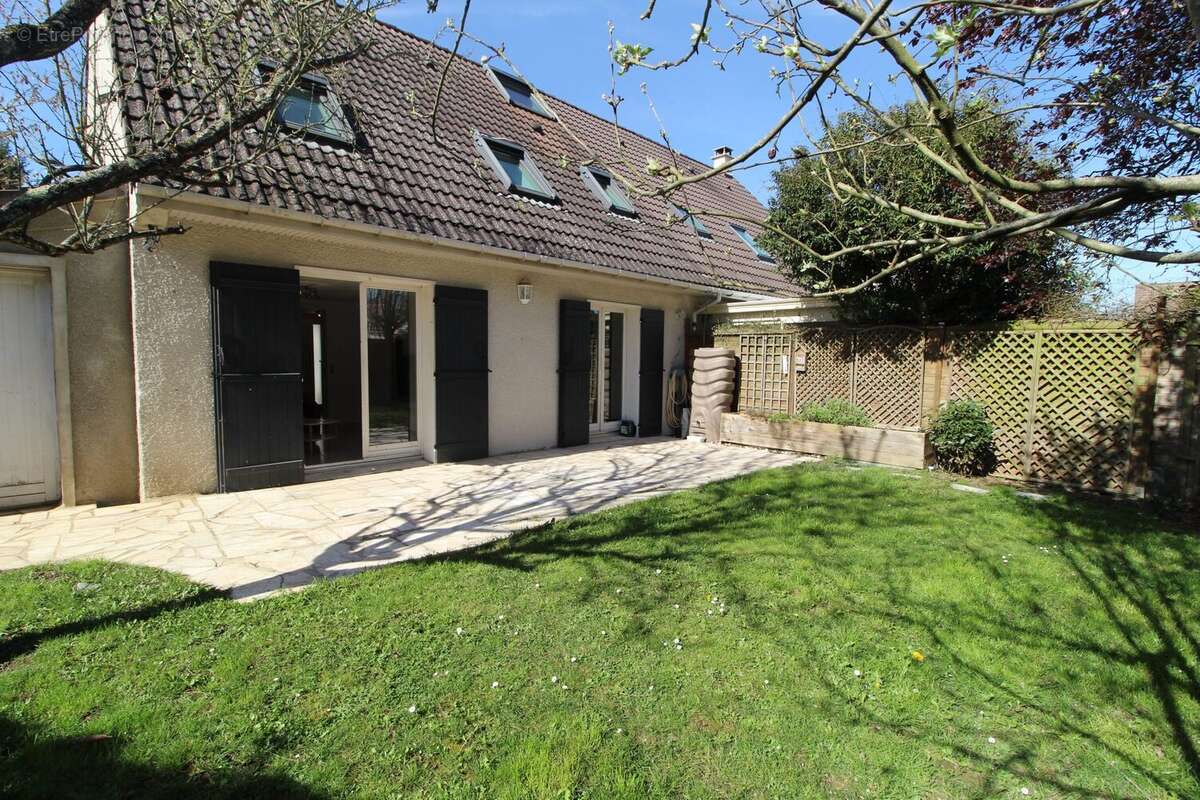 Maison à GUYANCOURT