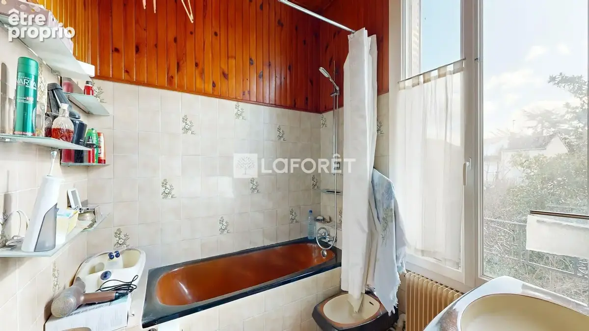 Maison années 30 avec sous-sol, garage et jardin spacieux - photo 5
