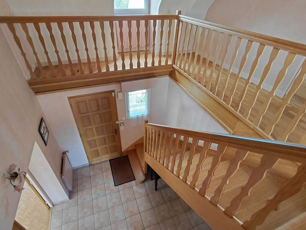 Grande maison familiale de 171 m2 à  LANVOLLON - photo 9