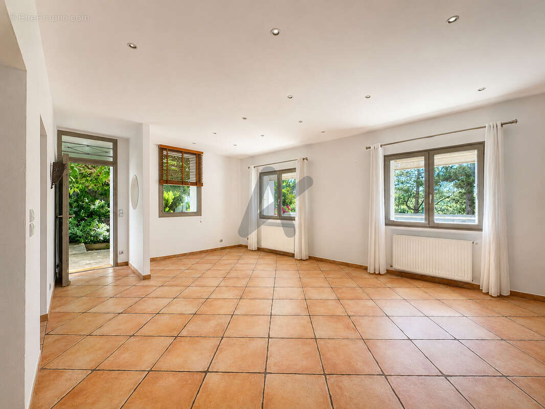 Maison à LIMONEST
