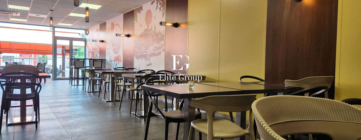 Commerce à SARLAT-LA-CANEDA