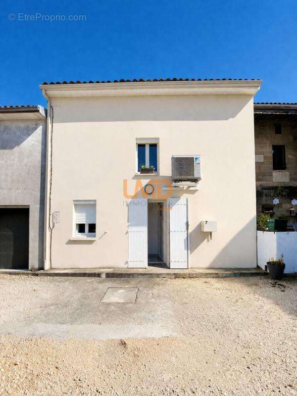 immeuble mixte avec local commercial et appartement - photo 2
