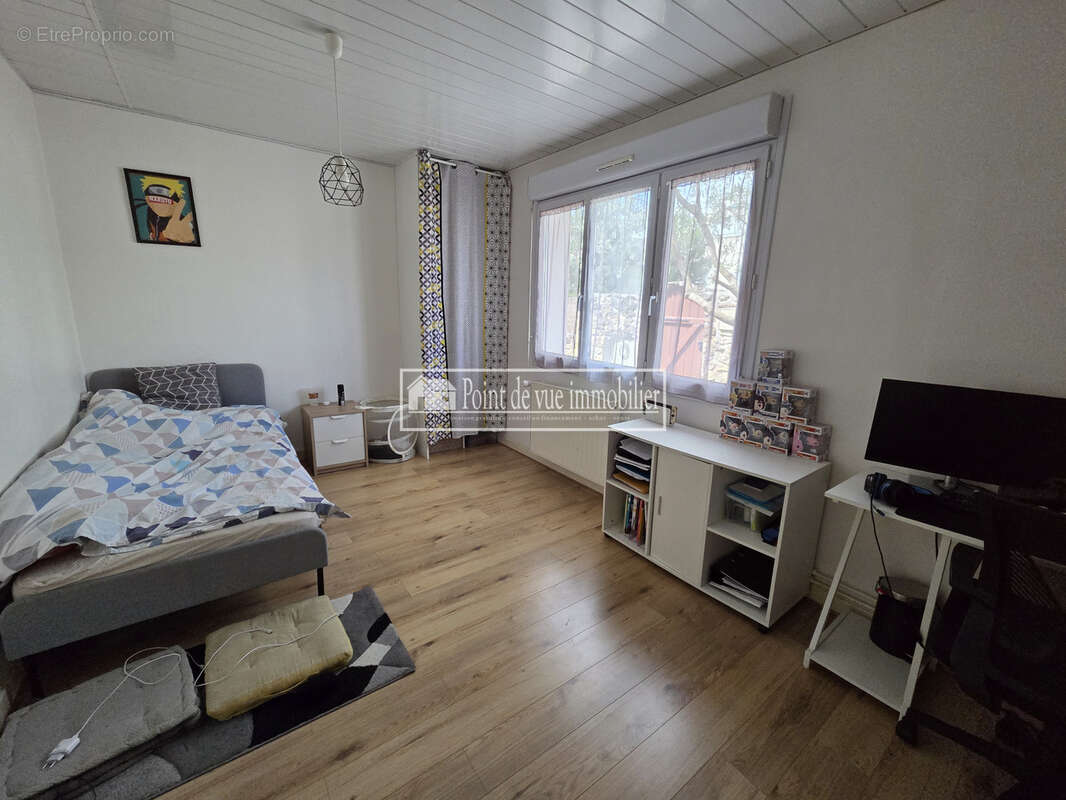 Maison à SAVIGNY-SUR-ORGE