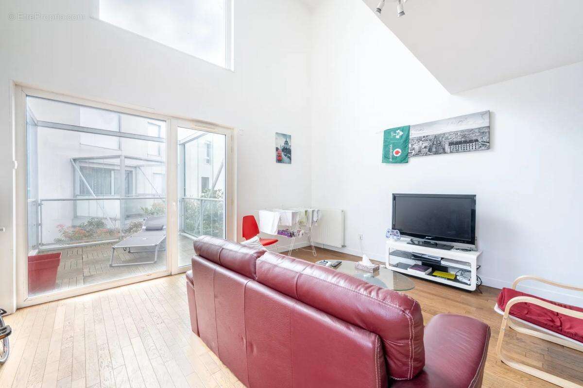 Appartement à PARIS-19E