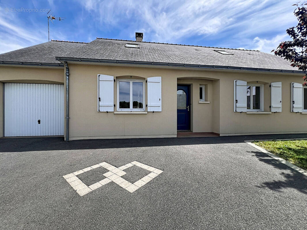 Maison à VIVY