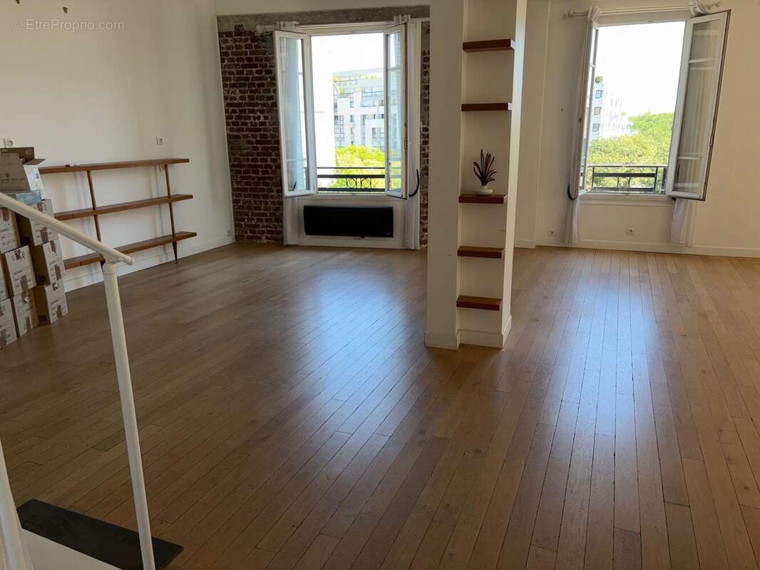 Photo 2 - Appartement à SURESNES