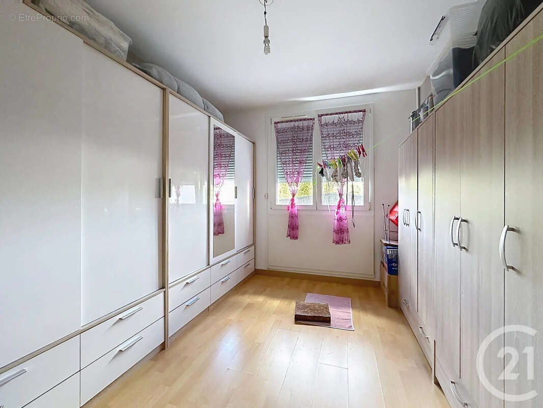 Appartement 80 m² à Troyes  - photo 4