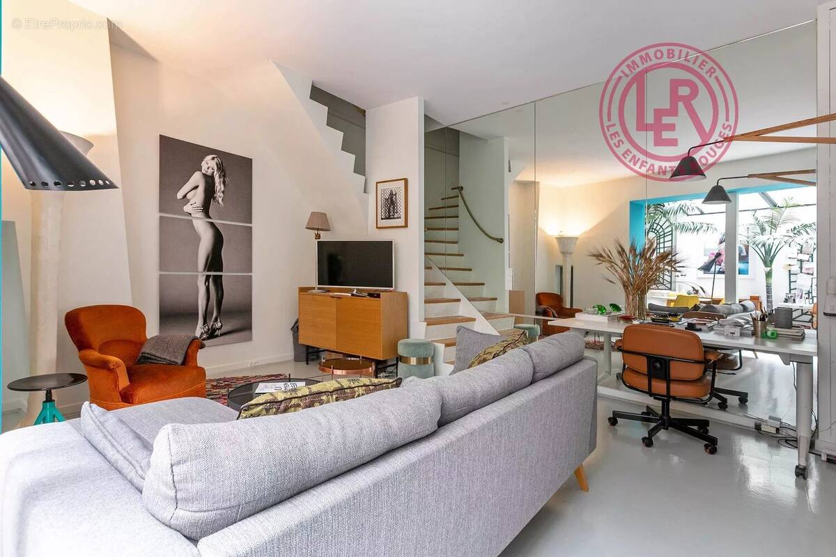 Appartement à PARIS-4E
