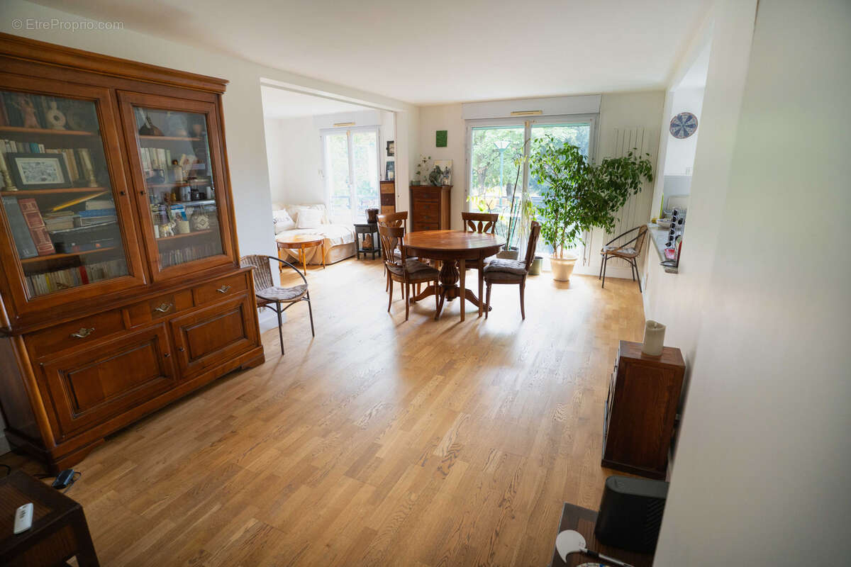 Appartement à EPINAY-SUR-SEINE