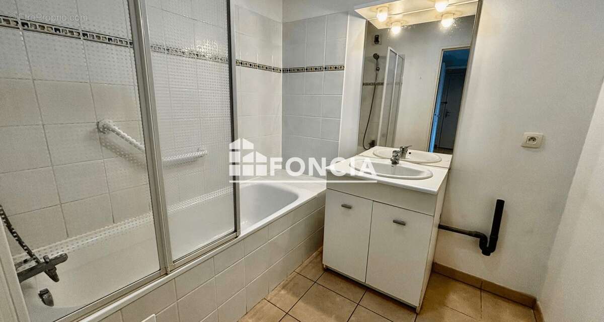 Appartement à SIX-FOURS-LES-PLAGES