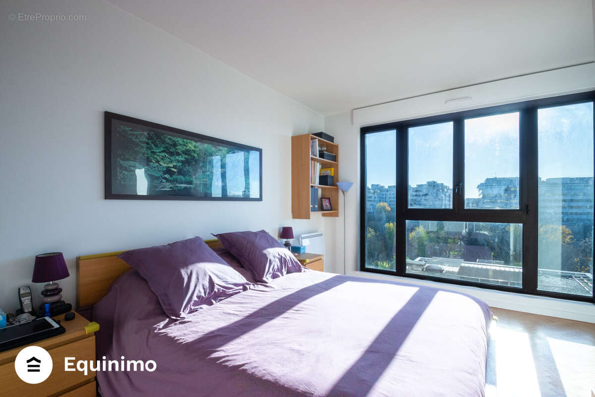 Appartement à NEUILLY-SUR-SEINE