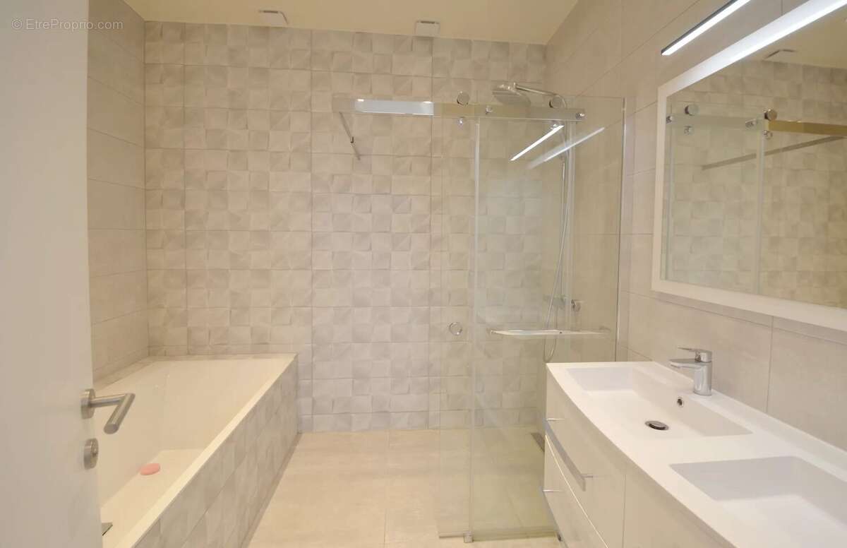 Maison à CROISSY-SUR-SEINE