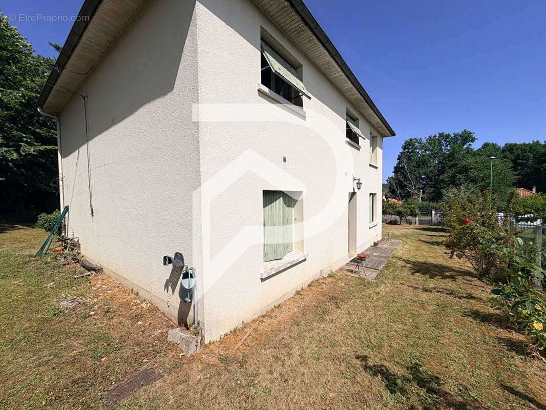 Maison à BASSILLAC