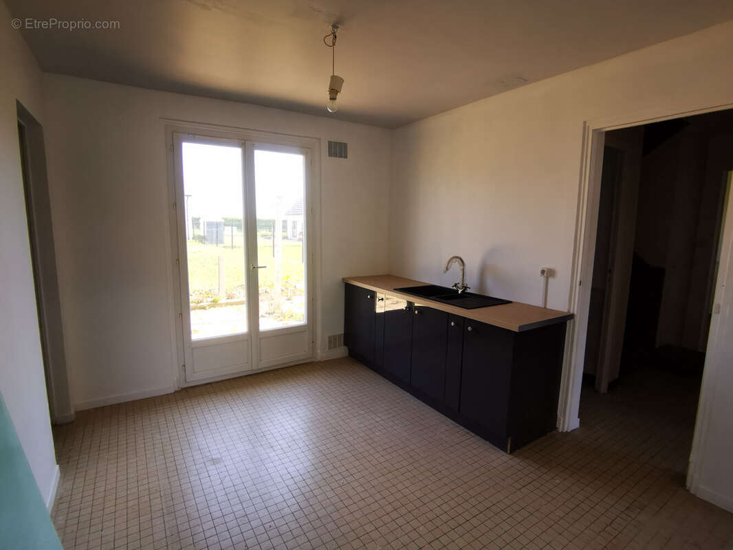 Maison à EMBREVILLE